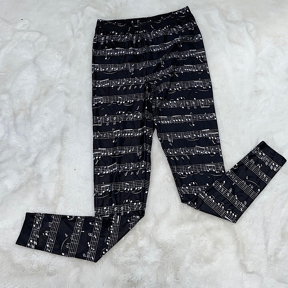 Sheet music leggings